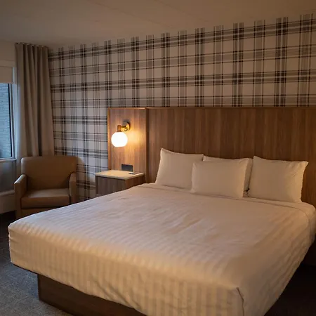 Travelodge By Wyndham Niagara Falls At The Falls Exterior photo